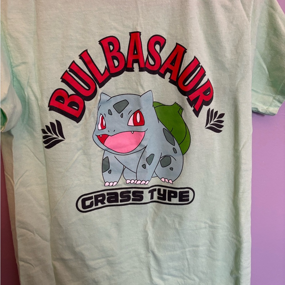 Pokemon Bulbasaur Grass Type Graphic T-shirt Size XS Unisex Hot Topic Anime‎